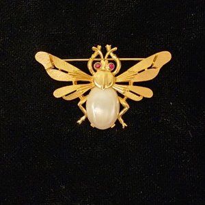 Vintage Trifari Flying Bee Insect Brooch - Jelly Belly Faux Pearl Cabochon